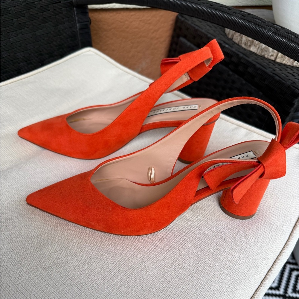 Zara Orange Suede Slingback Heels w/ Bow: EU 38 (~ US 7.5, but fits like an 8.5)